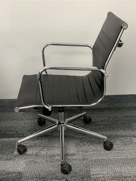 herman miller replica chelsea|herman miller founded.